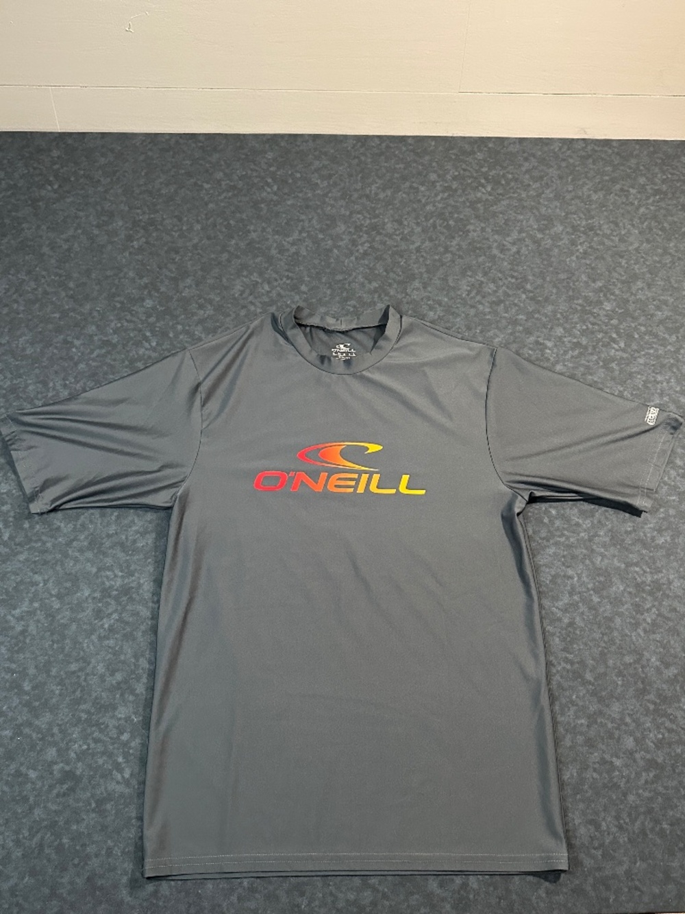 O'Neill Skins 6ox UV Protection Slim Fit Rash Guard Shirt Size Small